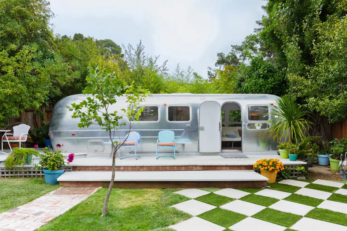 29- 51 of the Best Caravans You Can Stay in on Airbnb