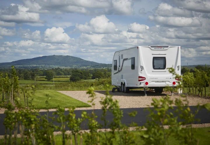 30- The Best Way to Be a Good Caravan Neighbor: Tips from a Caravan Expert