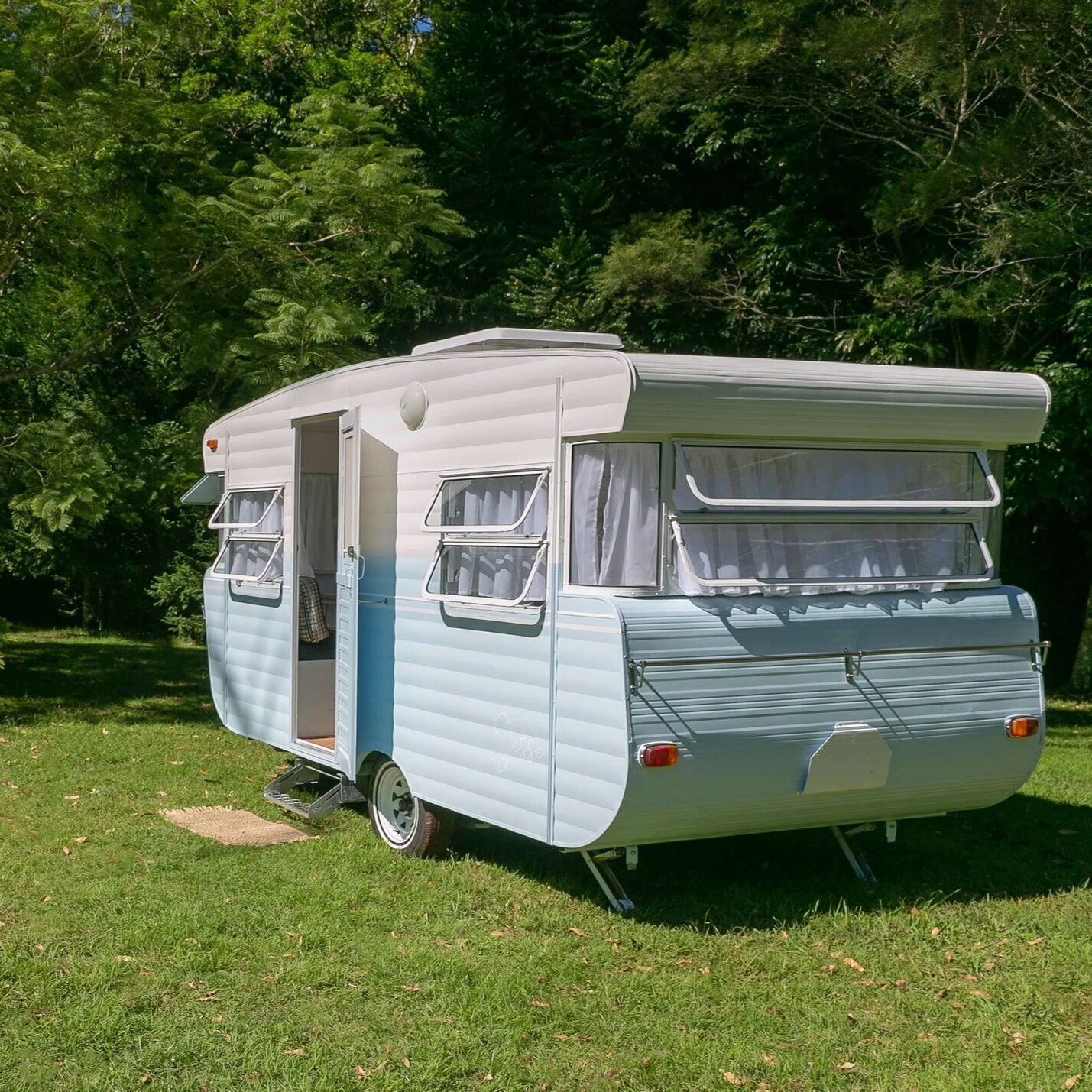 28- The One True Way to Convince the Other Half to Buy a Caravan